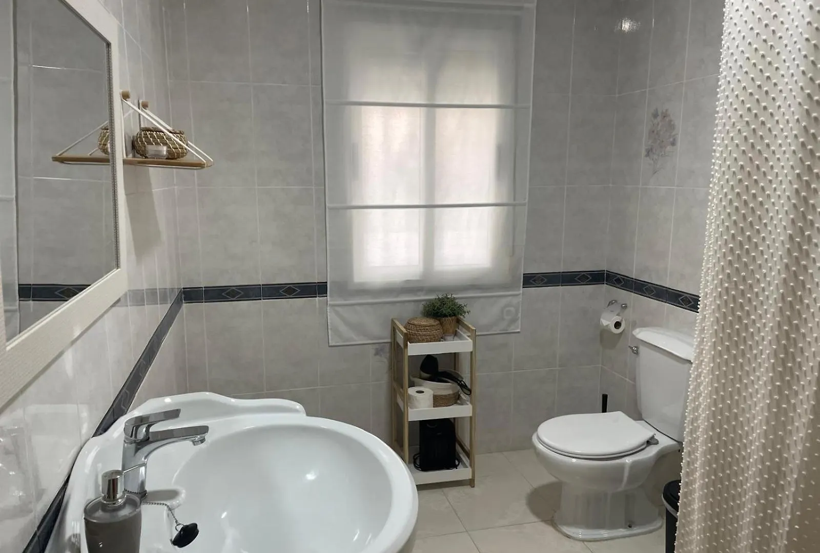 Casa Familiar La Zubia - Granada Villa 0*, La Zubia (Granada)