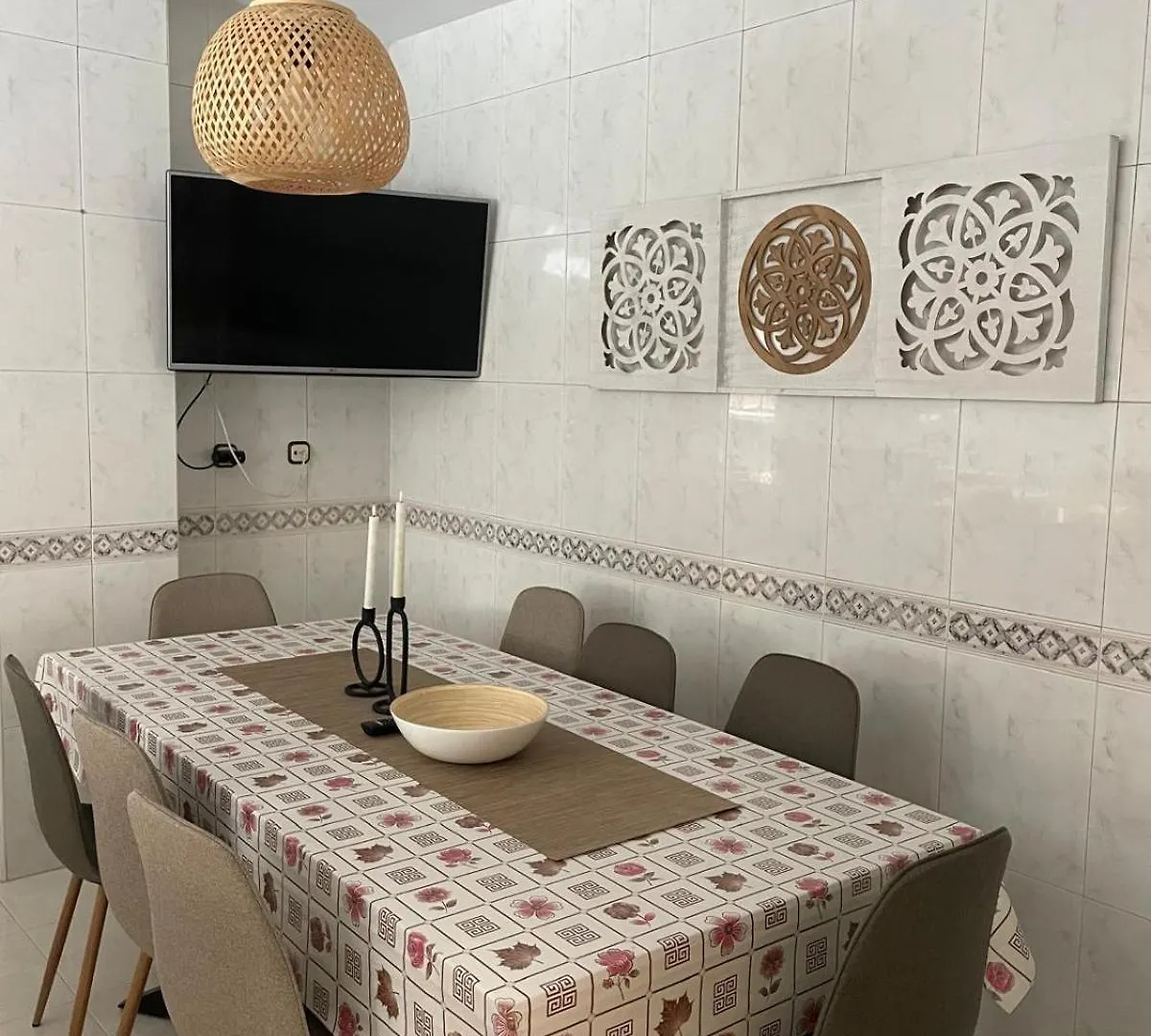 Casa Familiar La Zubia - Granada Villa 0*, La Zubia (Granada)